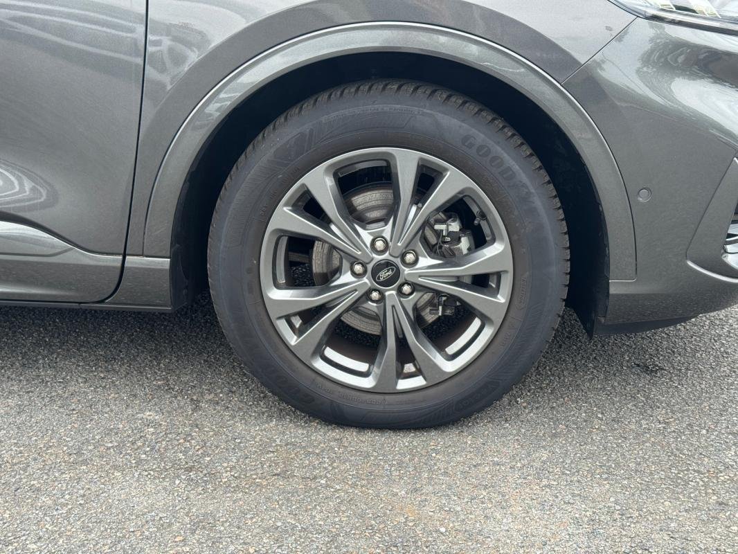 Ford Kuga - Photo 20