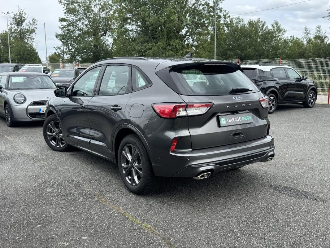 Ford Kuga - Photo 2