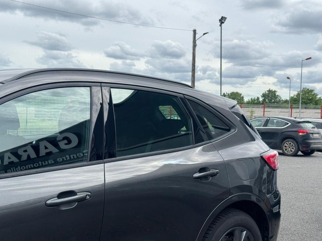 Ford Kuga - Photo 26