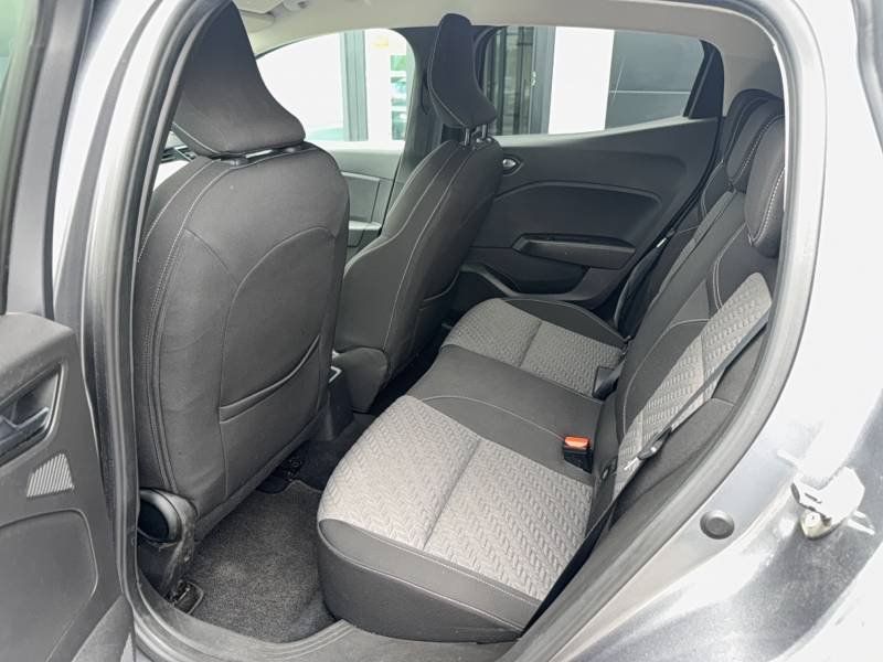 Renault Clio - Photo 22