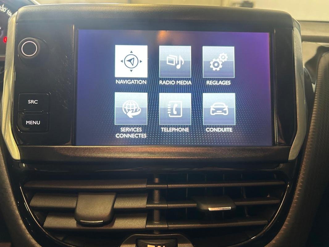 Peugeot 208 - Photo 16