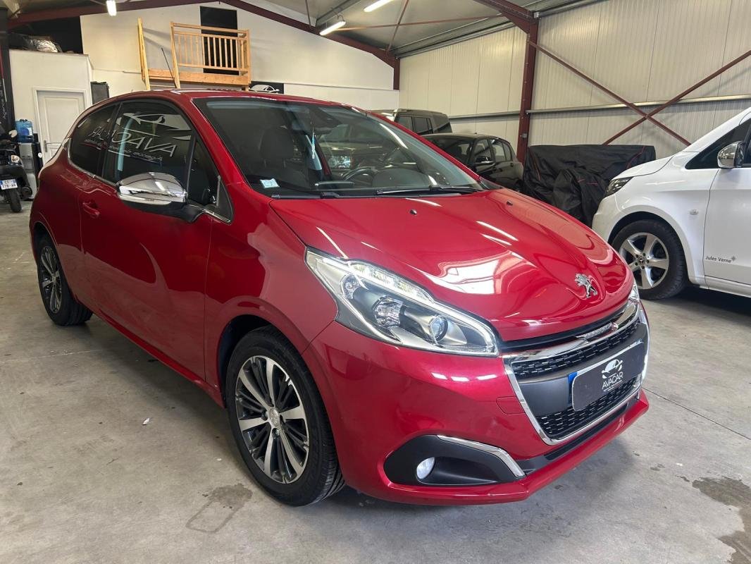 Peugeot 208 - Photo 6