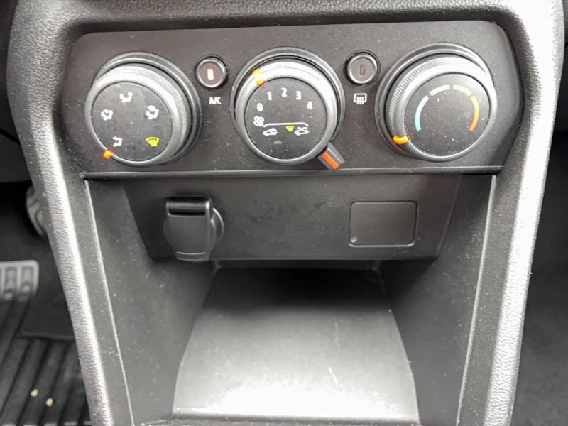Dacia Sandero - Photo 25