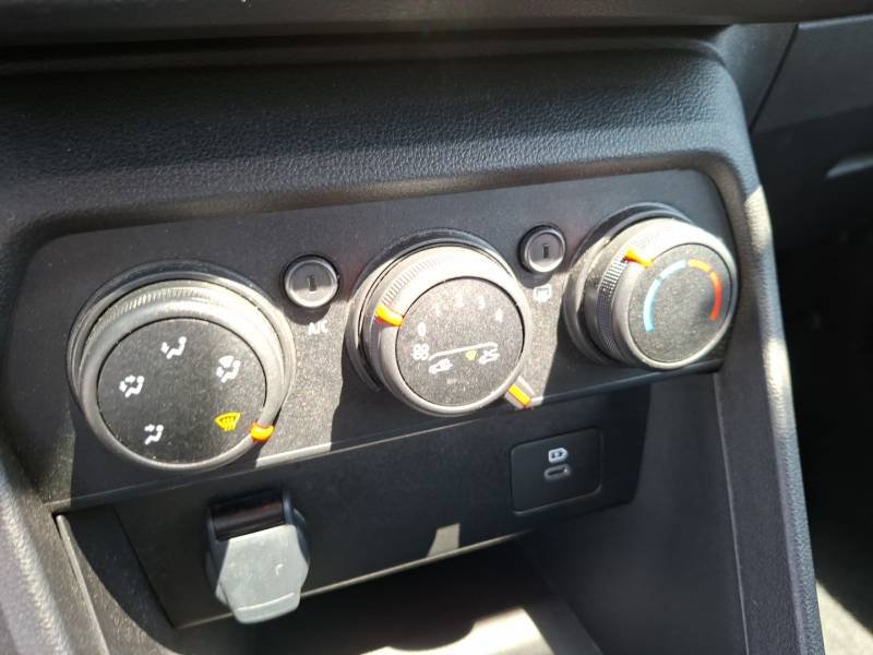 Dacia Sandero - Photo 26