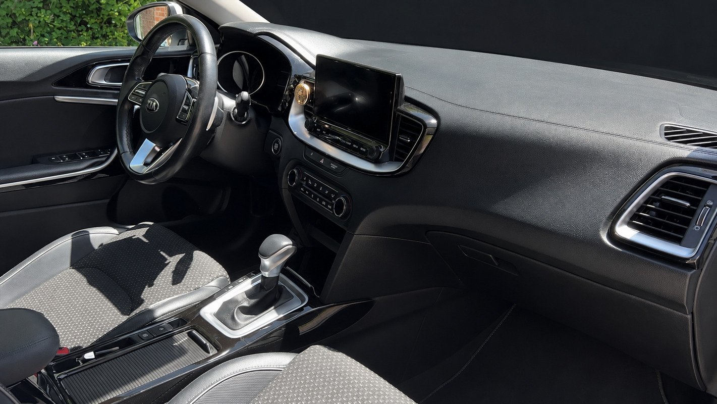 Kia Xceed - Photo 10