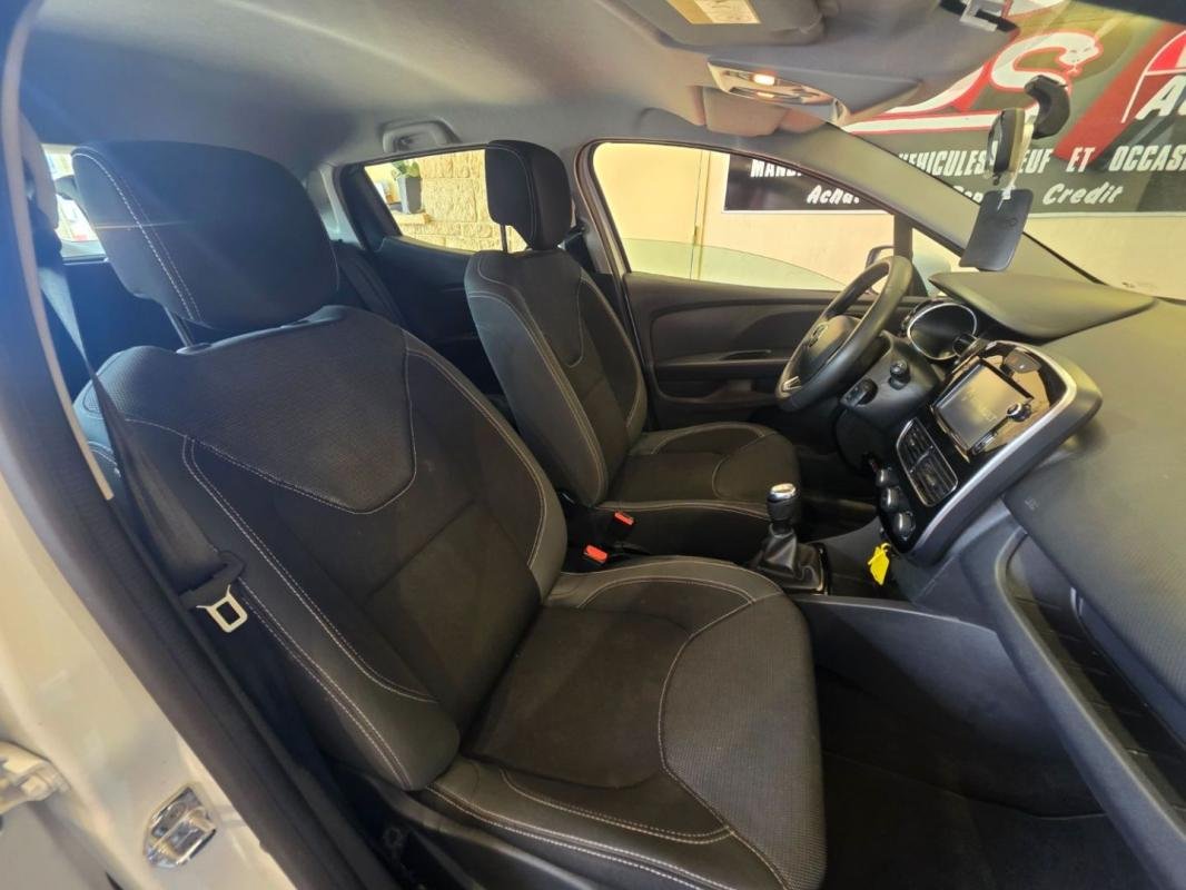 Renault Clio - Photo 15