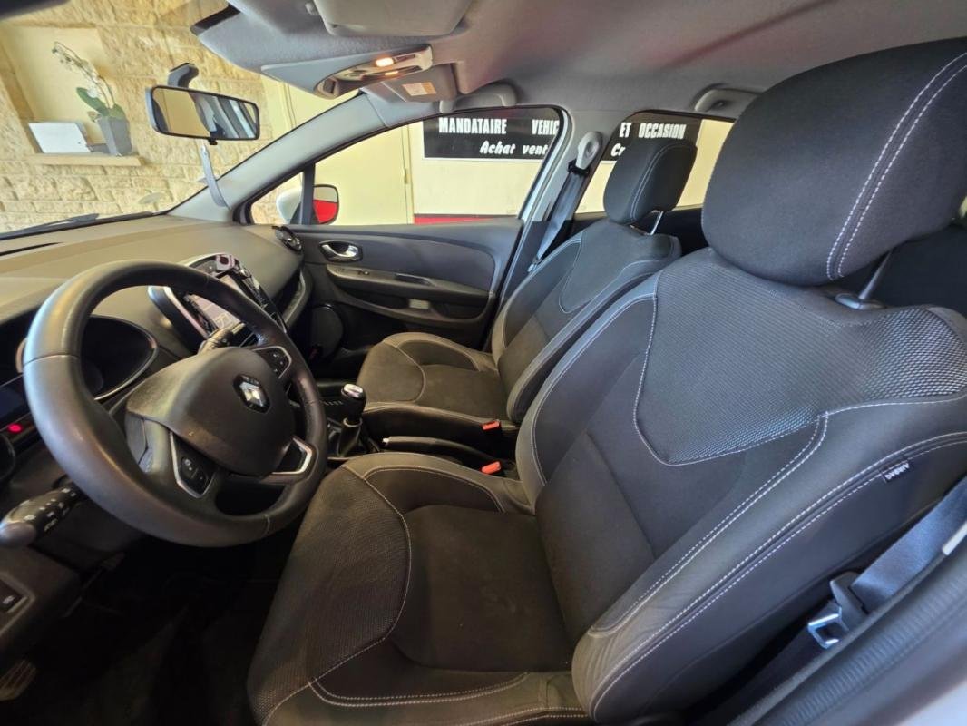 Renault Clio - Photo 17