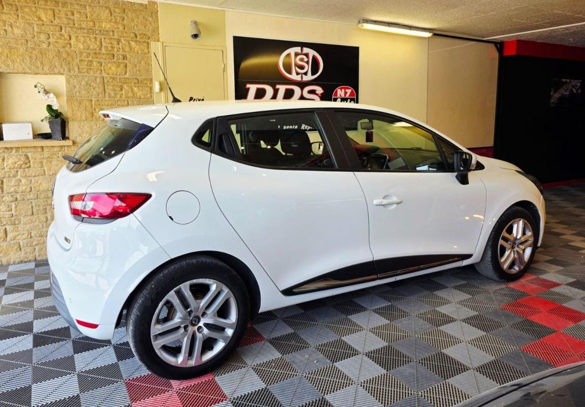 Renault Clio - Photo 2