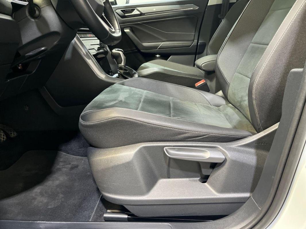 Volkswagen T-Roc - Photo 14