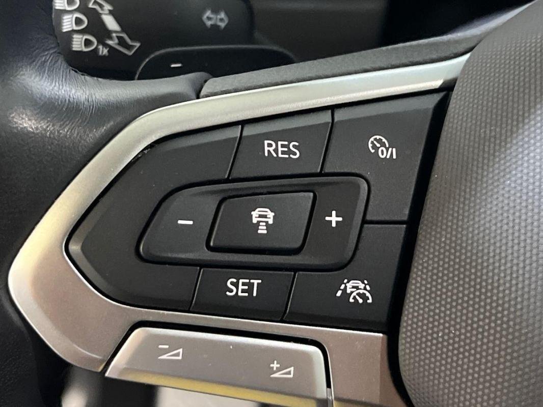 Volkswagen T-Roc - Photo 21