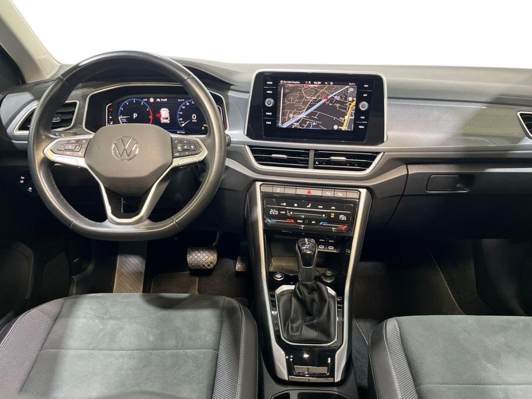 Volkswagen T-Roc - Photo 8