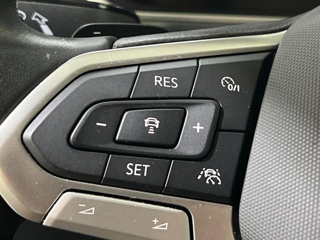 Volkswagen T-Roc - Photo 21