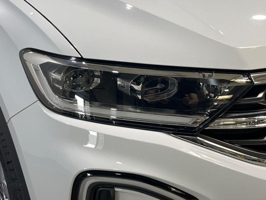 Volkswagen T-Roc - Photo 25