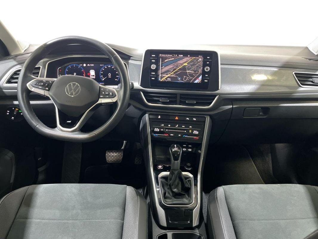 Volkswagen T-Roc - Photo 8