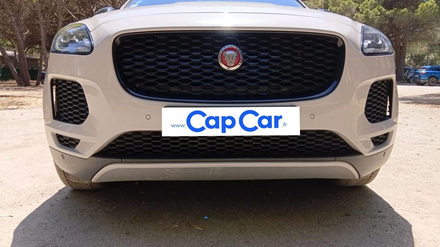 Jaguar E-PACE - Photo 20