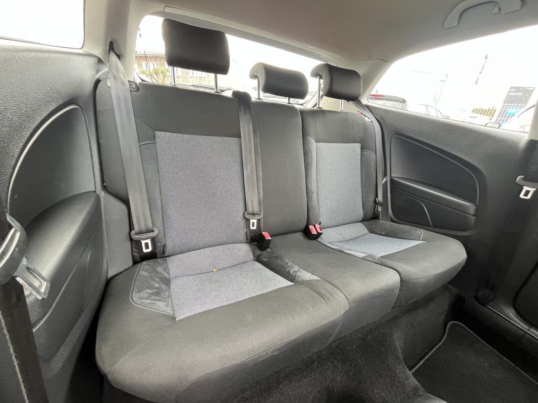 Volkswagen Polo - Photo 12
