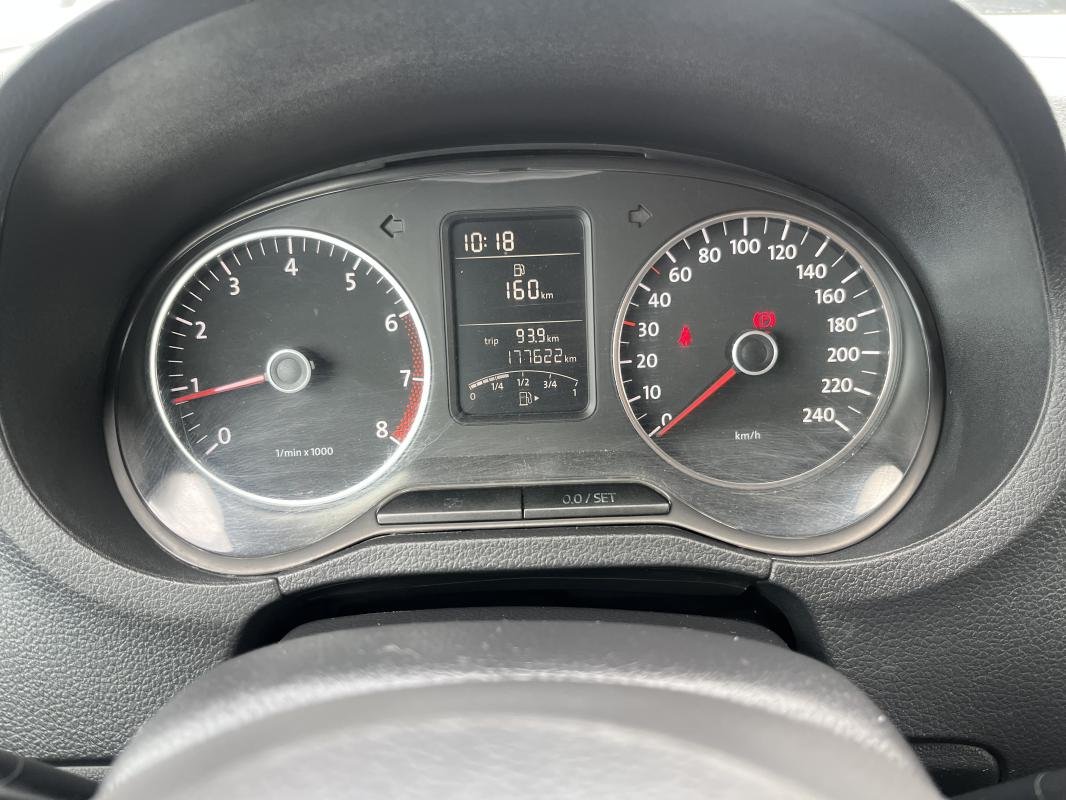 Volkswagen Polo - Photo 17