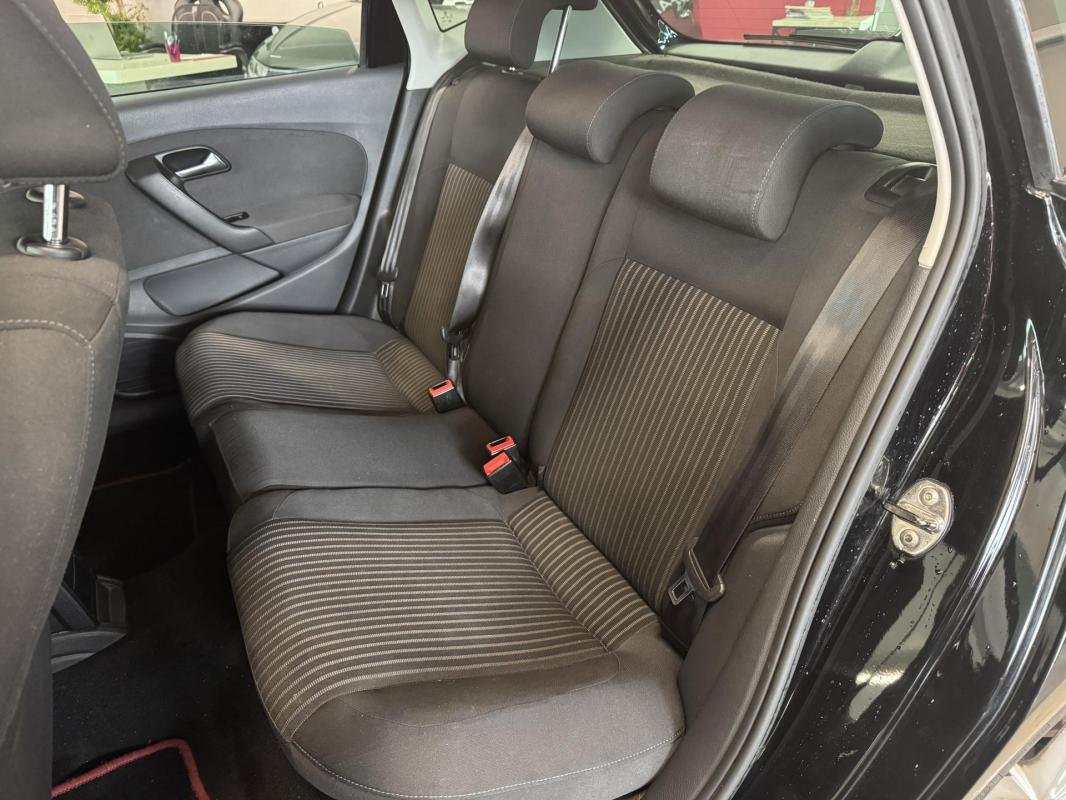 Volkswagen Polo - Photo 15