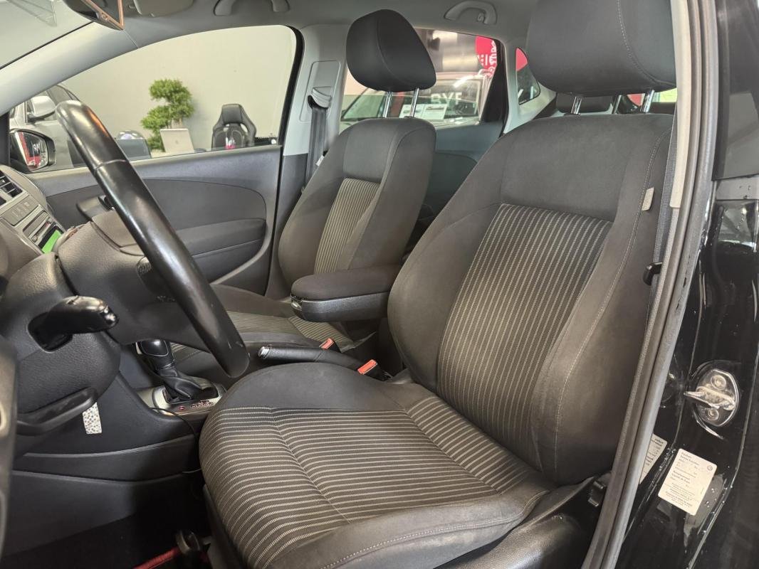 Volkswagen Polo - Photo 17