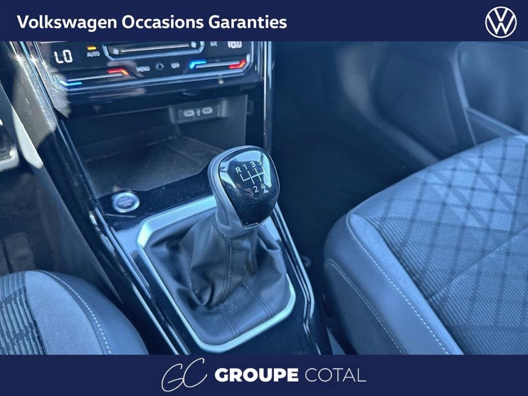 Volkswagen T-Roc - Photo 16