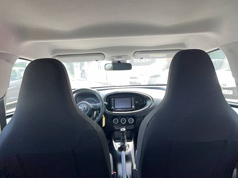 Toyota aygo x - Photo 11