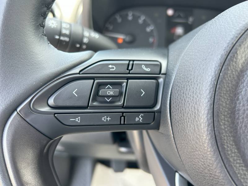 Toyota Yaris - Photo 11