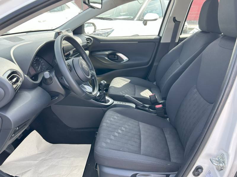 Toyota Yaris - Photo 5