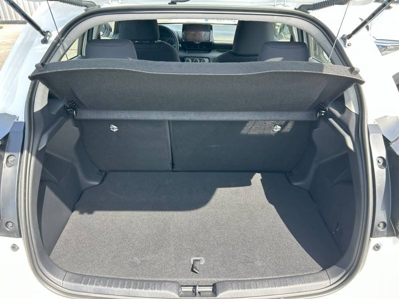 Toyota Yaris - Photo 7