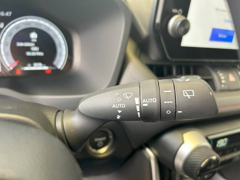 Toyota RAV4 - Photo 13