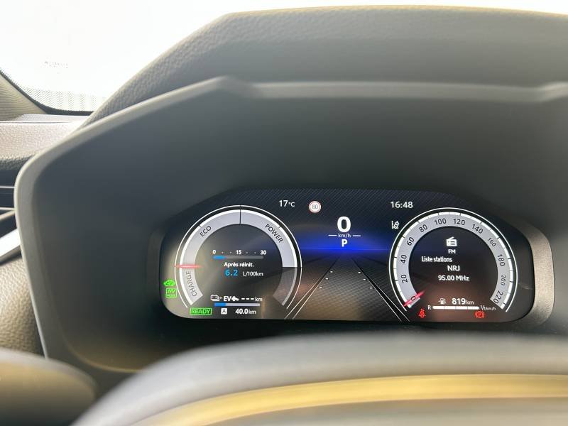 Toyota RAV4 - Photo 14
