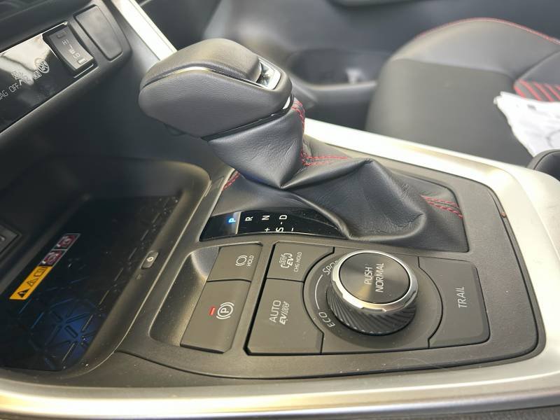 Toyota RAV4 - Photo 20