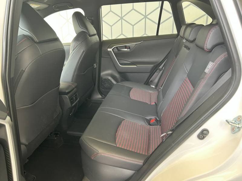 Toyota RAV4 - Photo 5