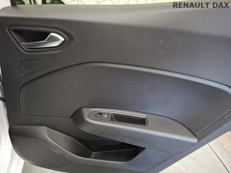 Renault Clio - Photo 26