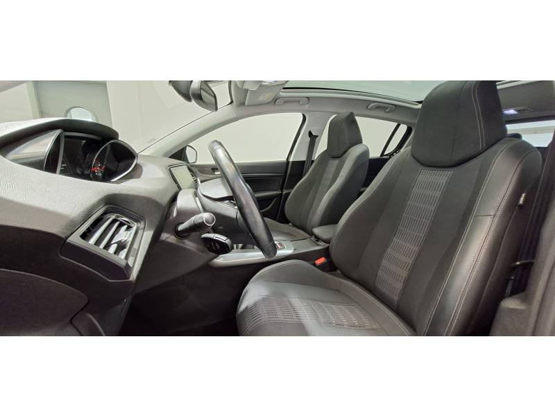 Peugeot 308 - Photo 9