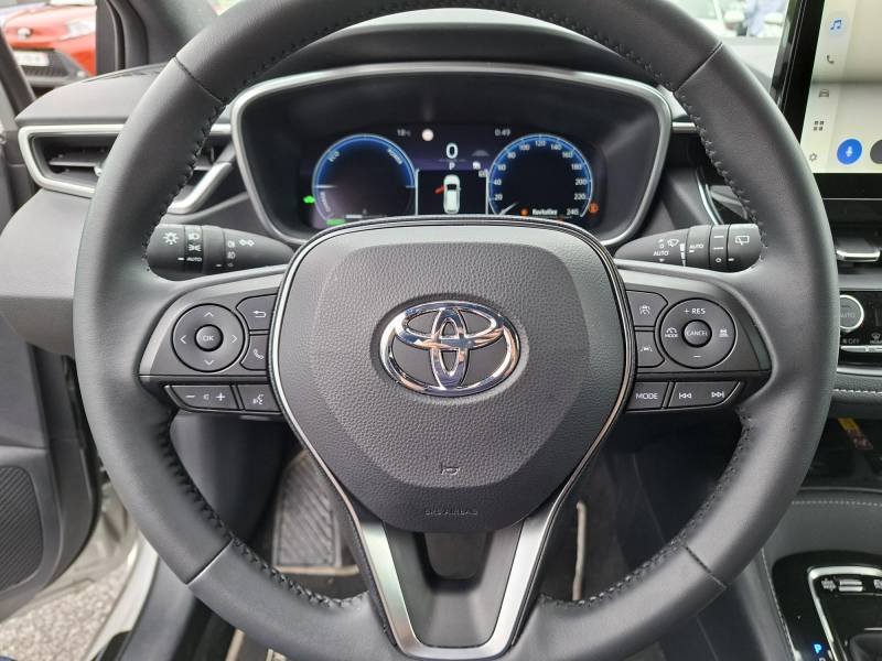 Toyota Corolla - Photo 24
