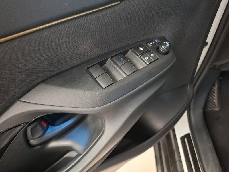 Toyota Yaris - Photo 20