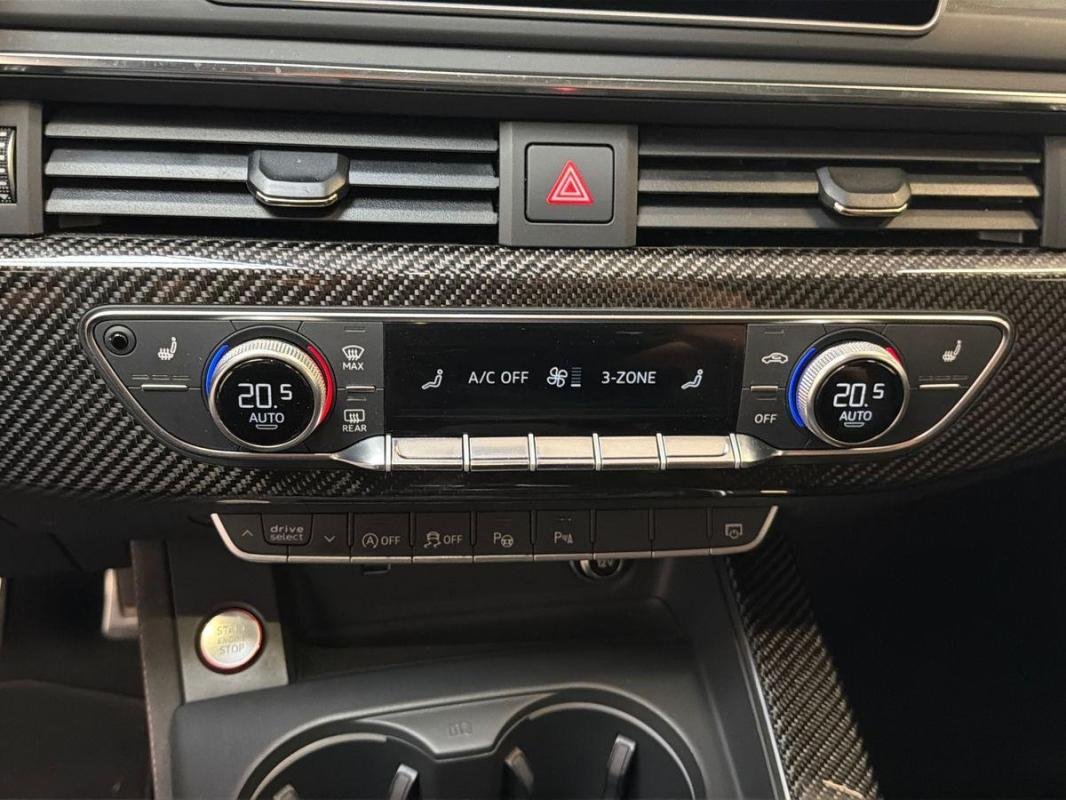 Audi RS4 Avant - Photo 19