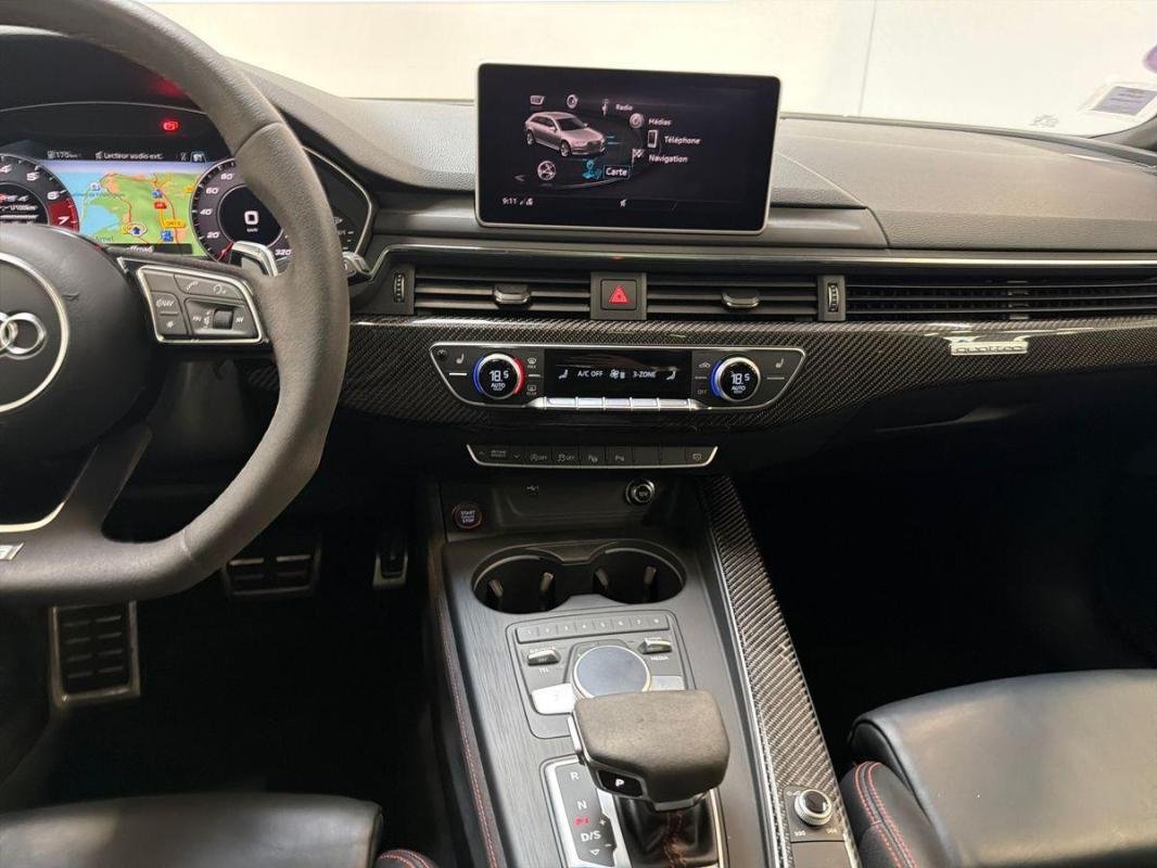 Audi RS4 Avant - Photo 10