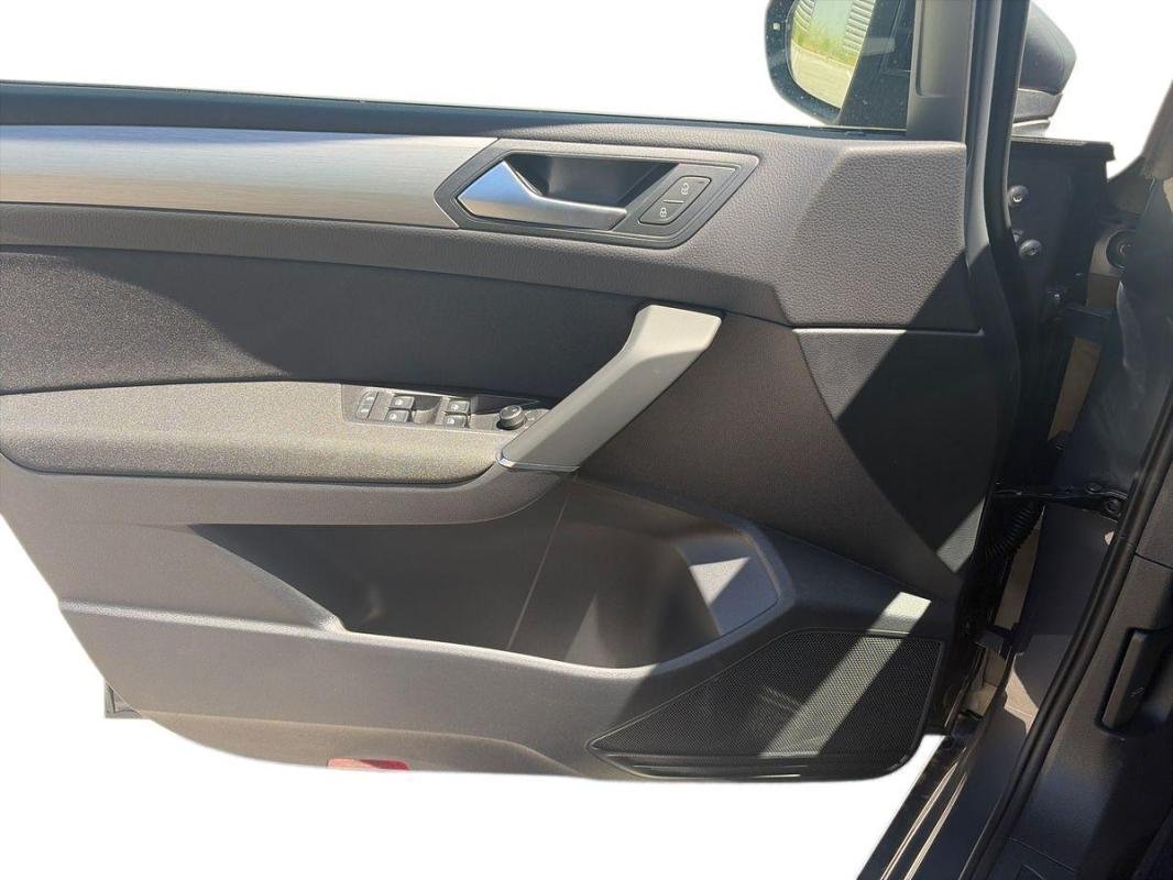 Volkswagen Touran - Photo 15