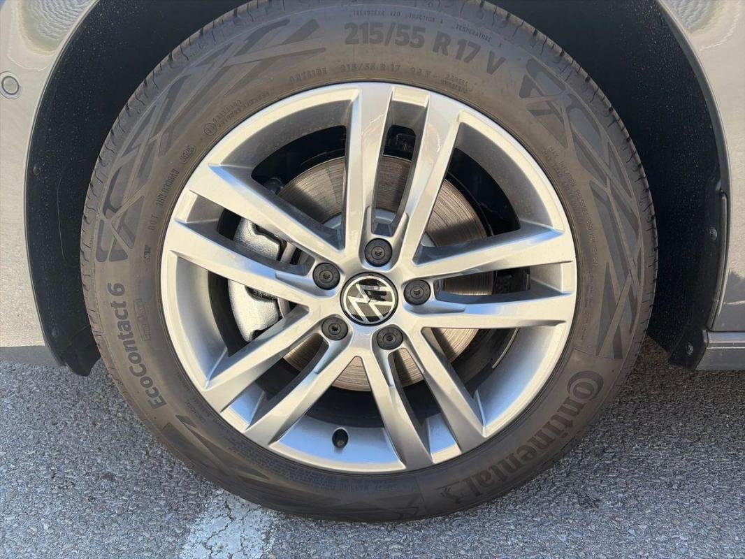 Volkswagen Touran - Photo 29
