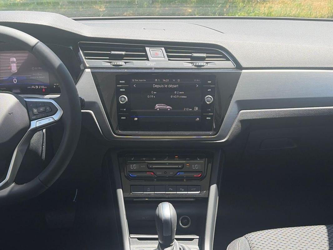 Volkswagen Touran - Photo 10