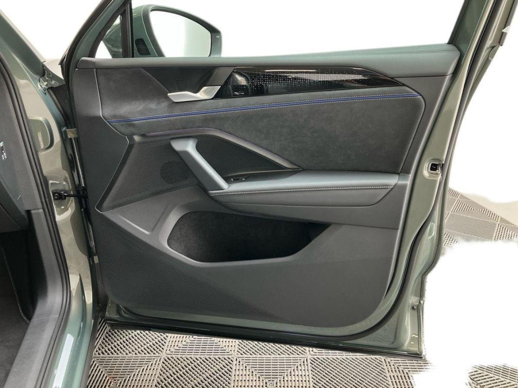 Volkswagen Tiguan - Photo 15