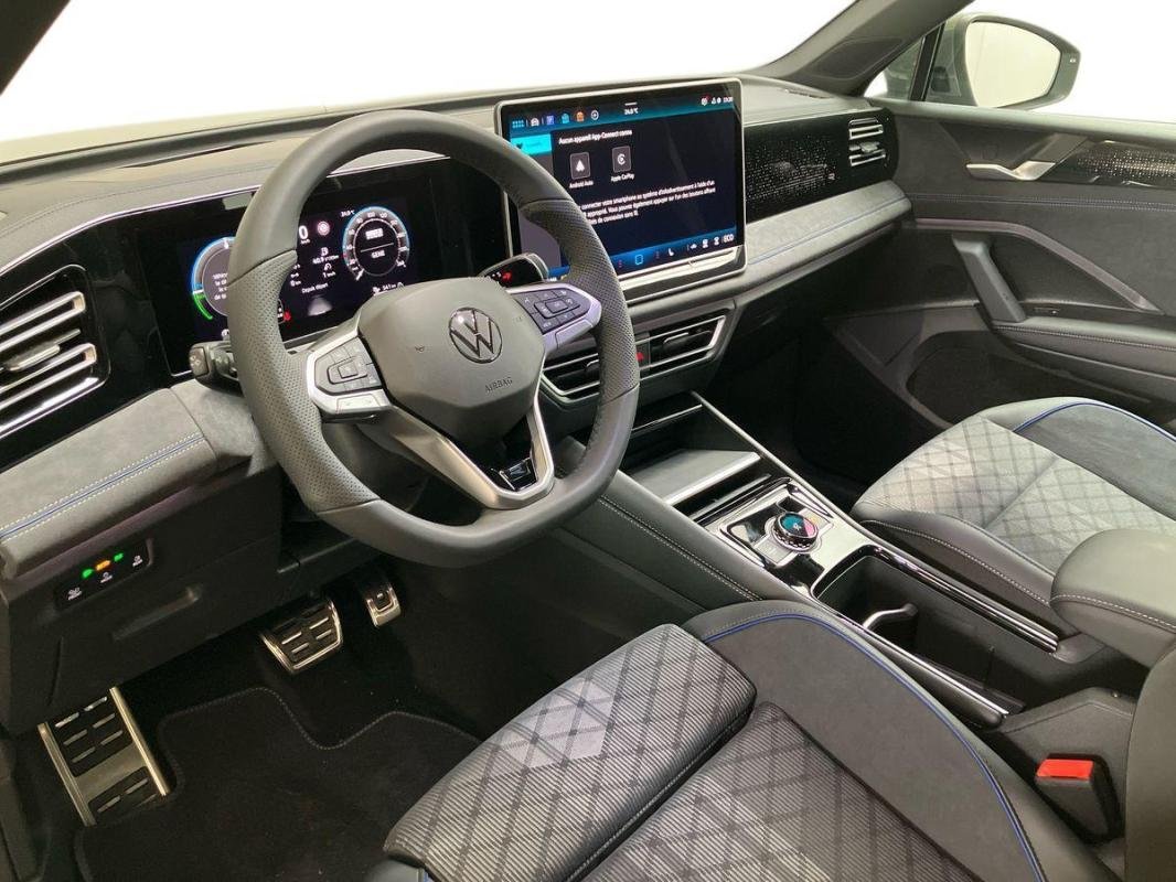Volkswagen Tiguan - Photo 9