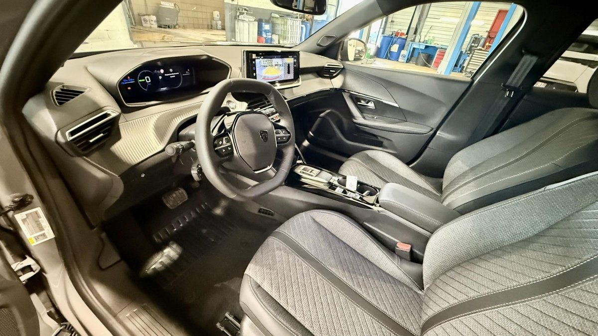 Peugeot 2008 - Photo 11