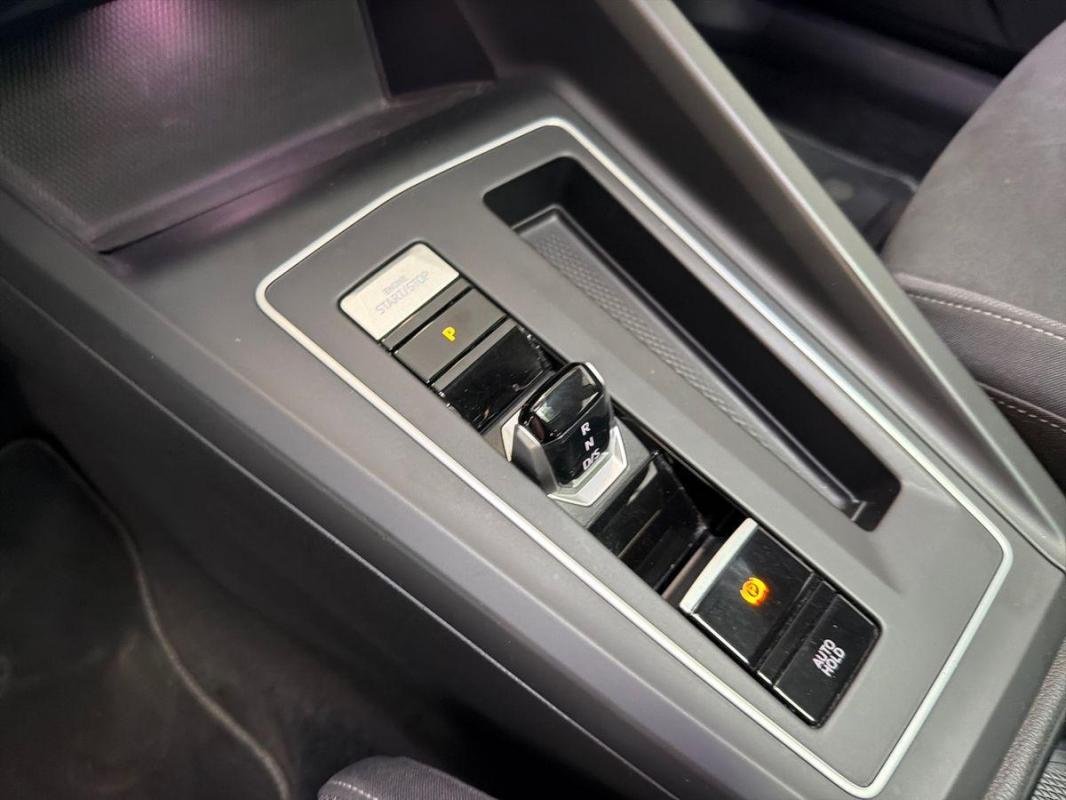 Volkswagen Golf - Photo 11