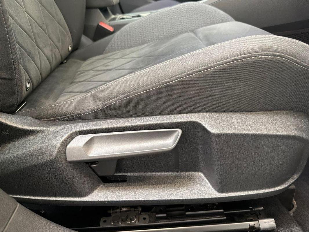 Volkswagen Golf - Photo 14