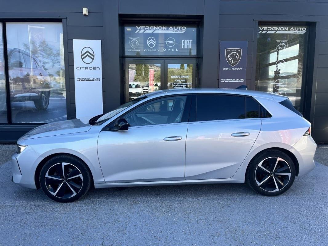 Opel Astra - Photo 2