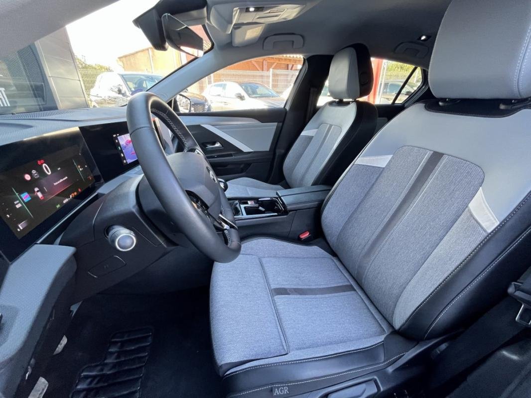 Opel Astra - Photo 22