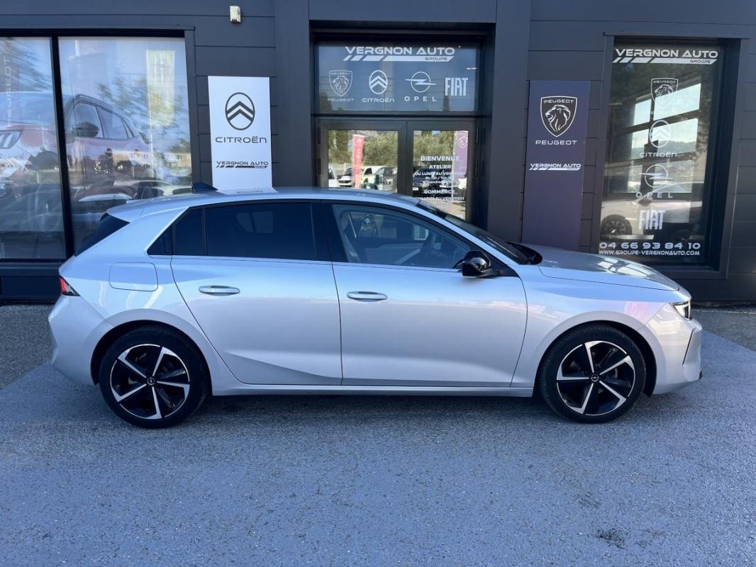 Opel Astra - Photo 26