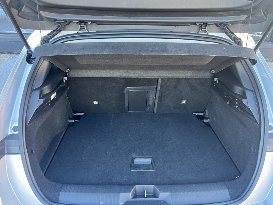 Opel Astra - Photo 28